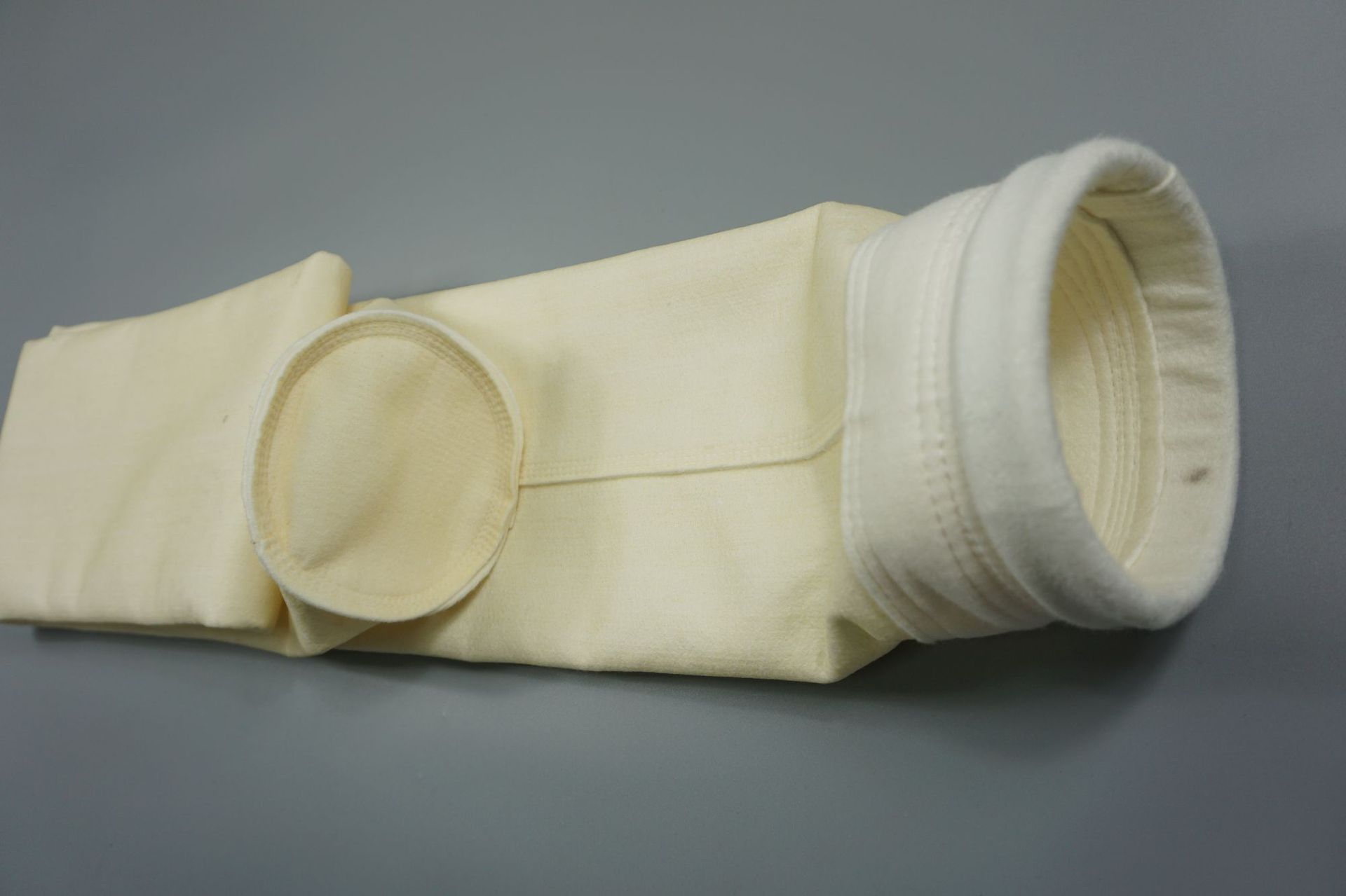 水泥廠如何選擇除塵布袋？